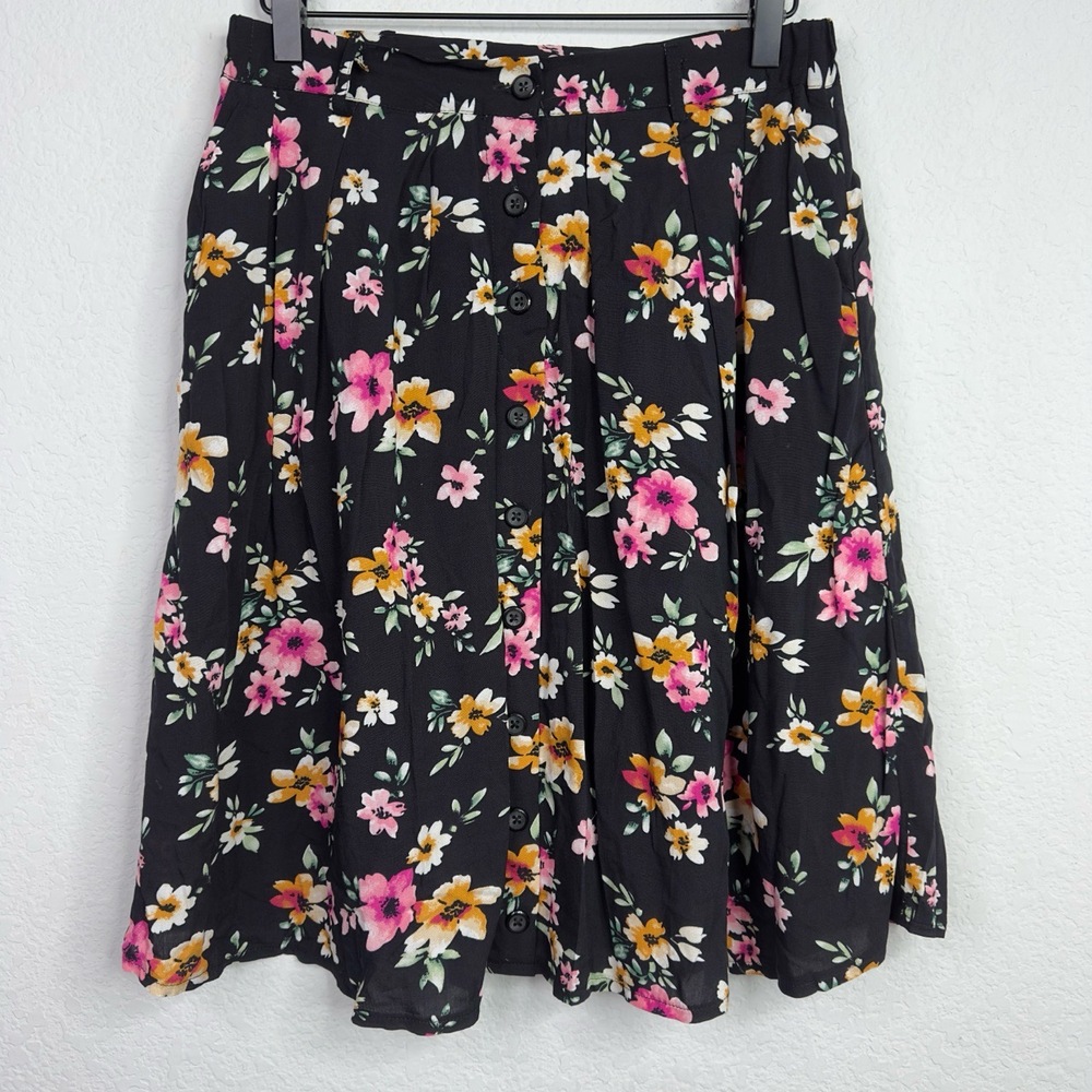 ModCloth Skirt Womens M Floral Button A-Line Romantic Fairy Boho Feminine Summer